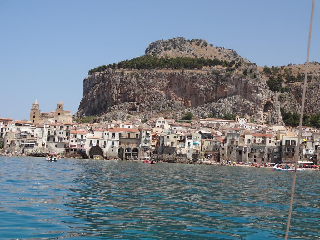 Casa Catherine Cefalù Eksteriør bilde